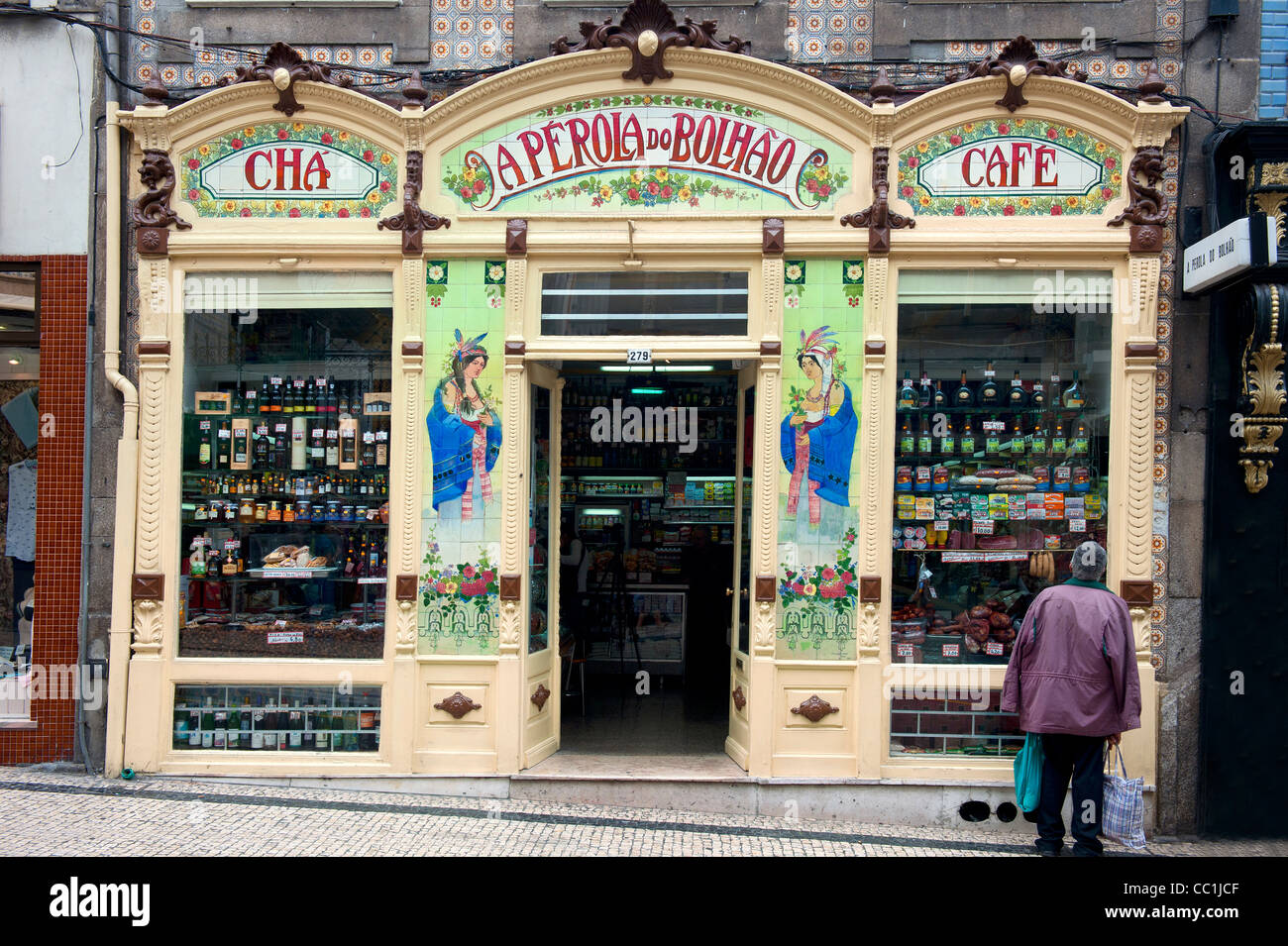 Lebensmittelgeschäft, Porto, Portugal, UNESCO-Weltkulturerbe Stockfoto