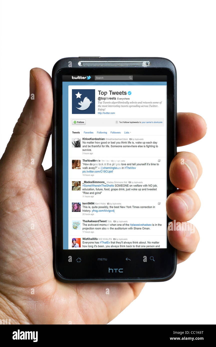 Top-Tweets auf Twitter direkten auf einem HTC-smartphone Stockfoto