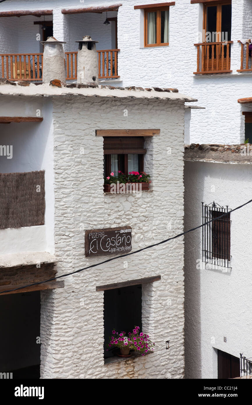 Weiße Wände von Pampaneira Dorf Las Alpujarras Region von Andalusien, Spanien Stockfoto
