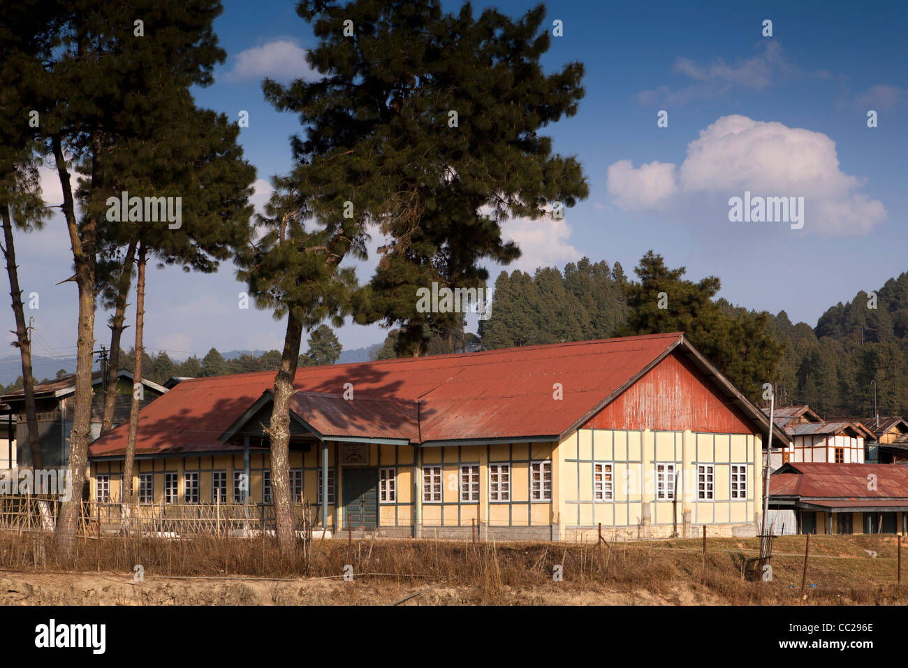 Indien, Arunachal Pradesh, Ziro Valley state Schulgebäude Stockfoto