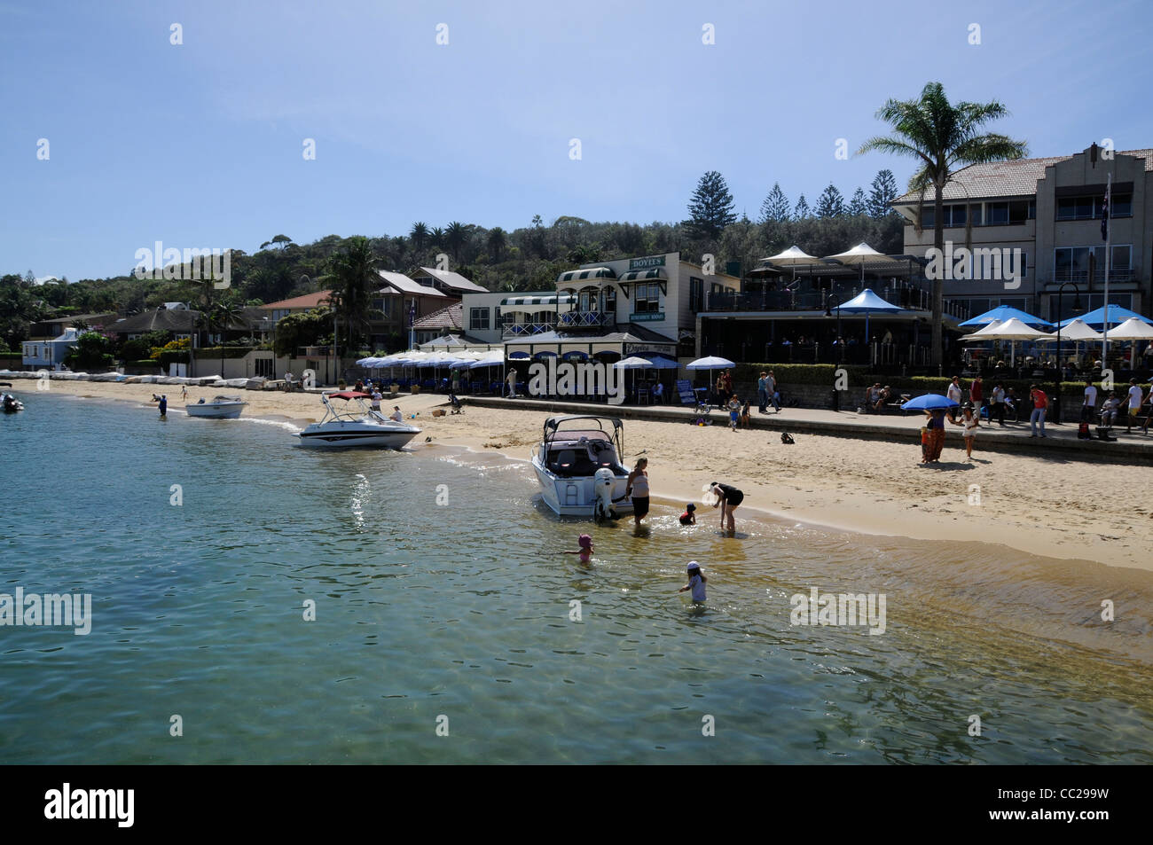 Eine Strand-Szene in Watsons Bay in der Nähe von Sydney in New South Wales, Australien. Stockfoto
