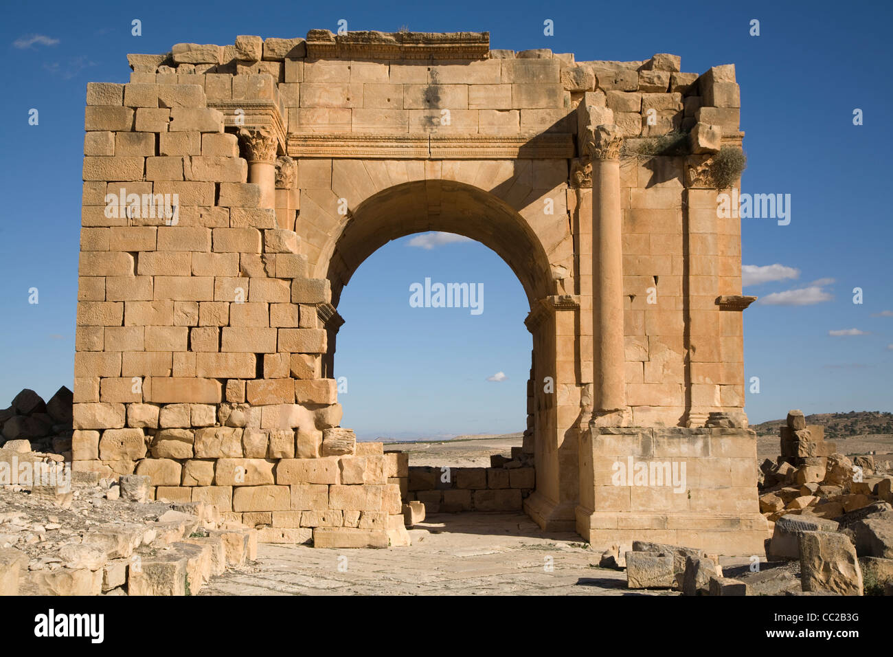 Bogen des Septimius Severus, Haidra, Tunesien. Stockfoto