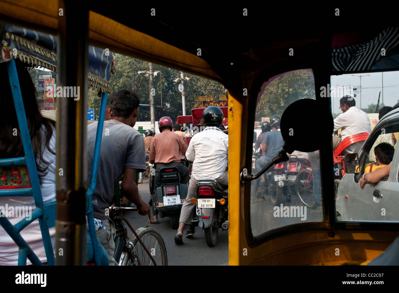 Dichten Verkehr in Alt-Delhi, Indien Stockfoto