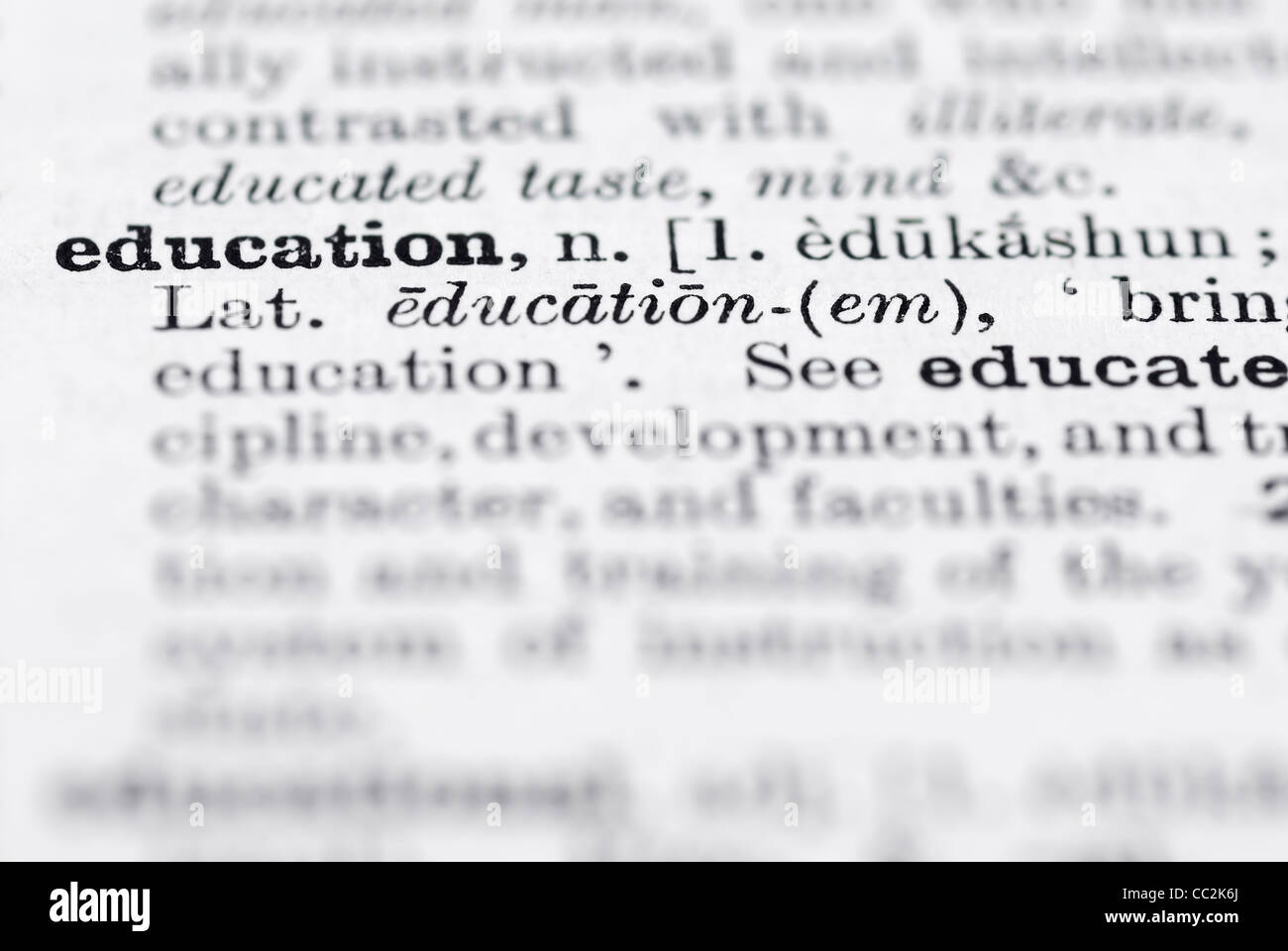 Flachen Dof Fokus auf Ausbildung in Englisch-Wörterbuch. Stockfoto