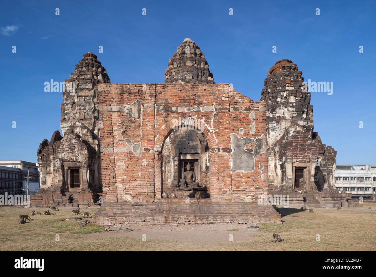 Die Ruinen der Prang Sam Yot, Lopburi, Asien Stockfoto