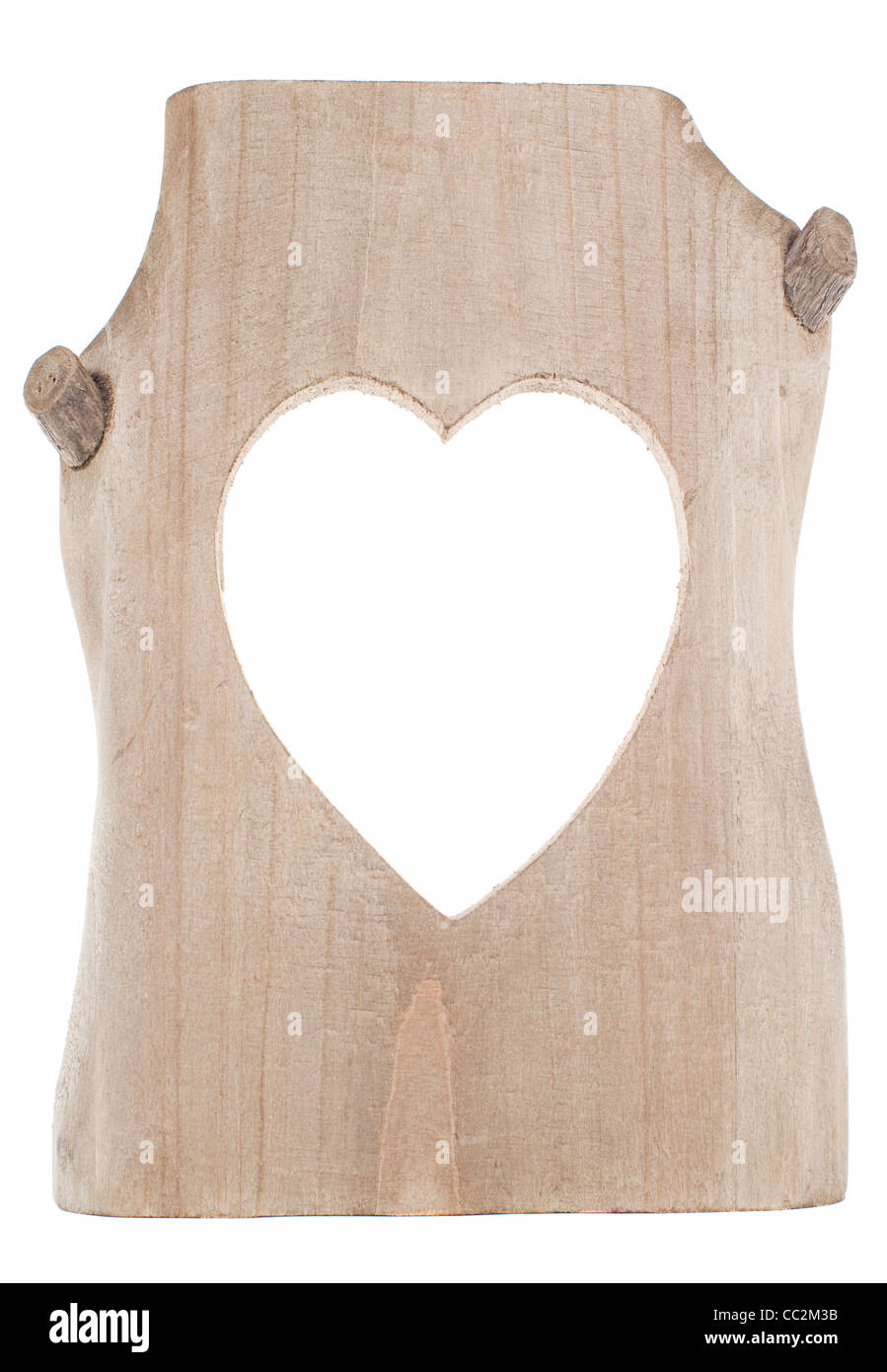 Stück Holz mit Herz Form Ausschnitt Stockfoto