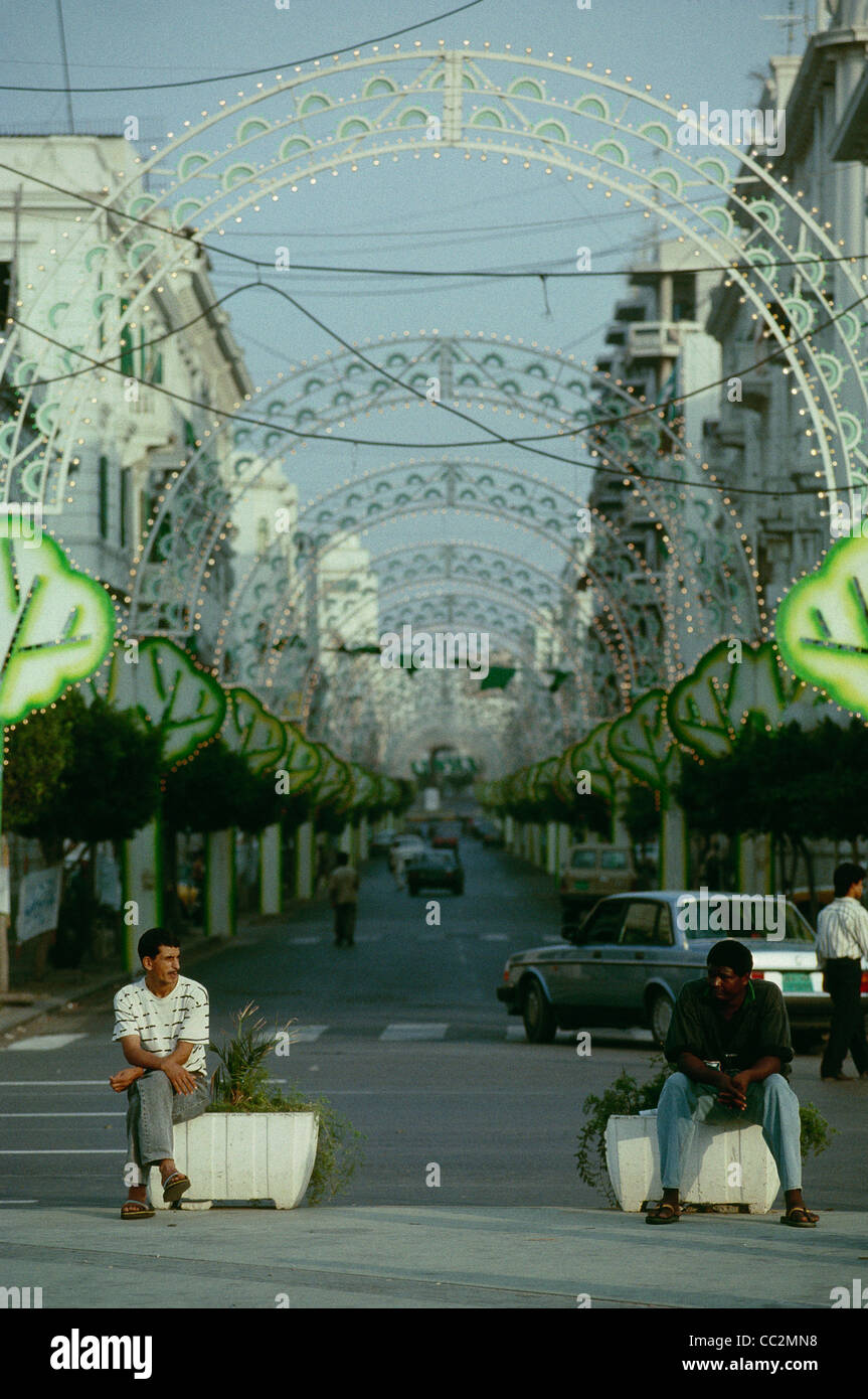 Straßenszenen, Märkte, Plätze und das Leben in der Hauptstadt Tripolis während der Gaddafi Ära. Stockfoto
