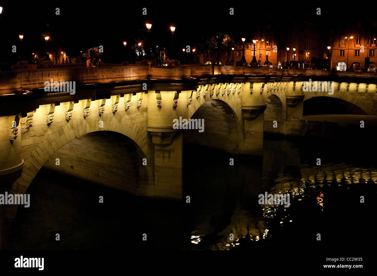 Pont Neuf bei Nacht, Paris, Frankreich Stockfoto