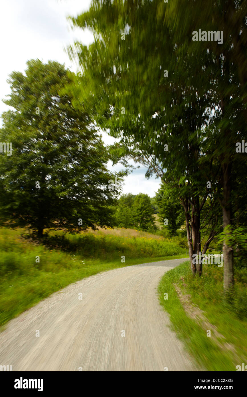 USA, New York State, einspurige Straße Stockfoto