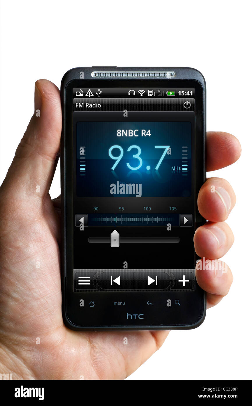 Hören Sie UKW-Radio auf einem HTC-smartphone Stockfoto