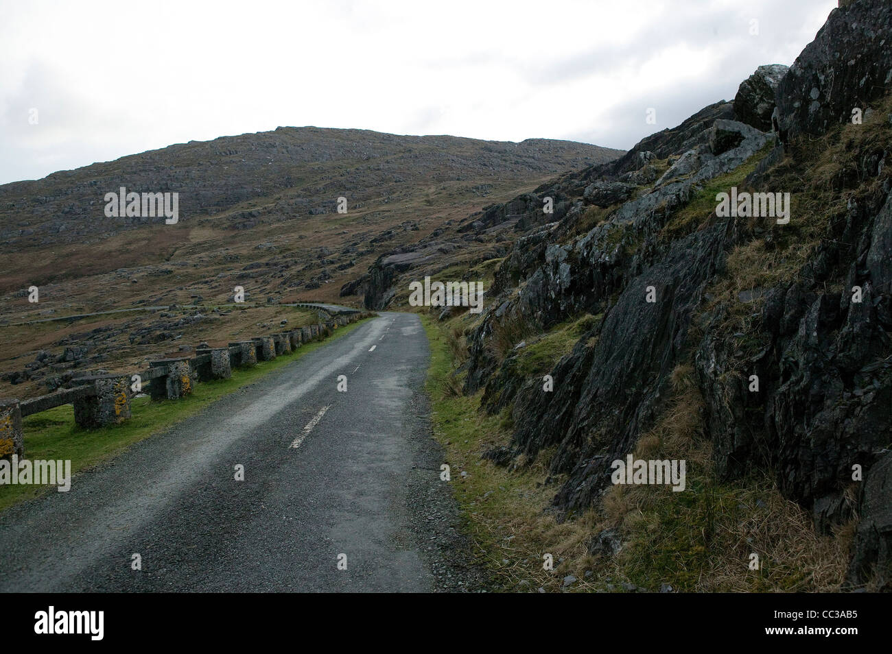 Weg über felsige Landschaft, West Cork, Irland Stockfoto