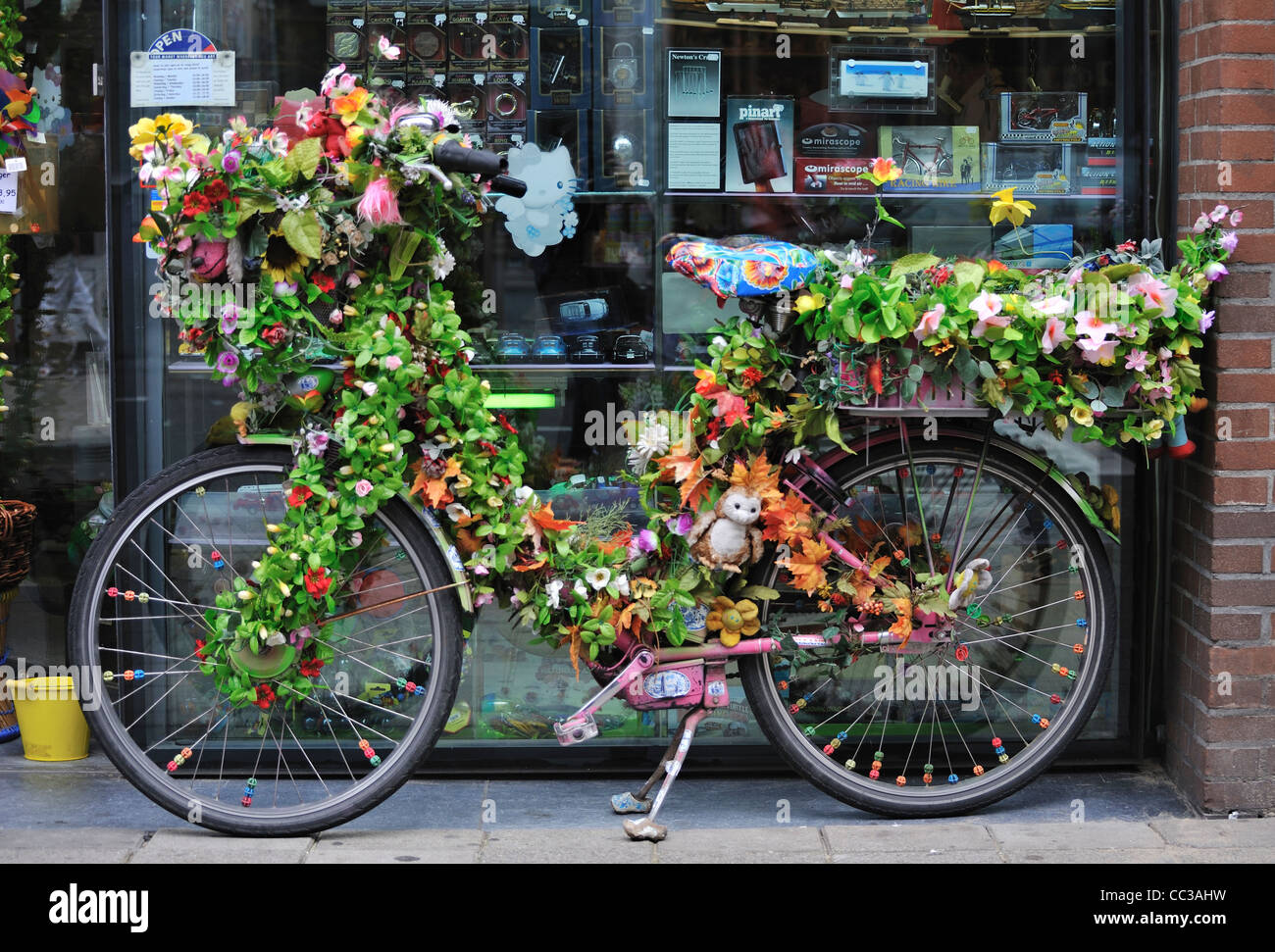 fahrrad mit blumen dekorieren