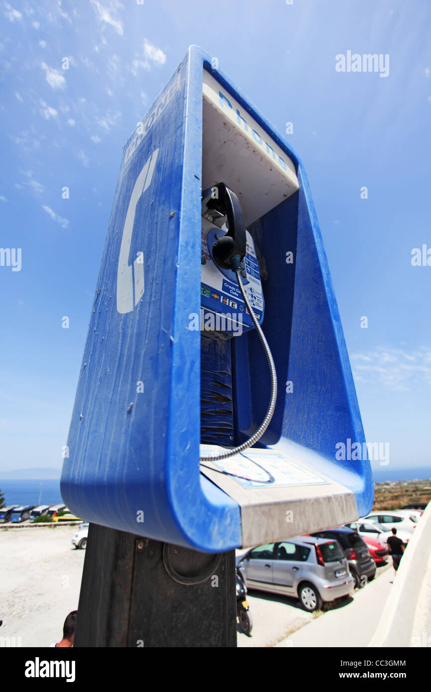 Straße Münztelefon im Dorf Oia. Insel Santorin. Griechenland. Stockfoto