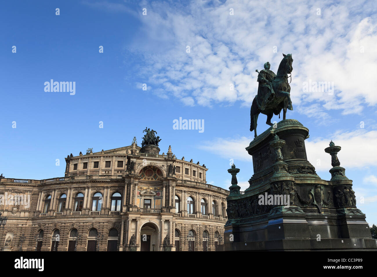 Deutschland, Sachsen, Dresden, Altstadt, Theaterplatz, Semperoper Opernhaus Stockfoto