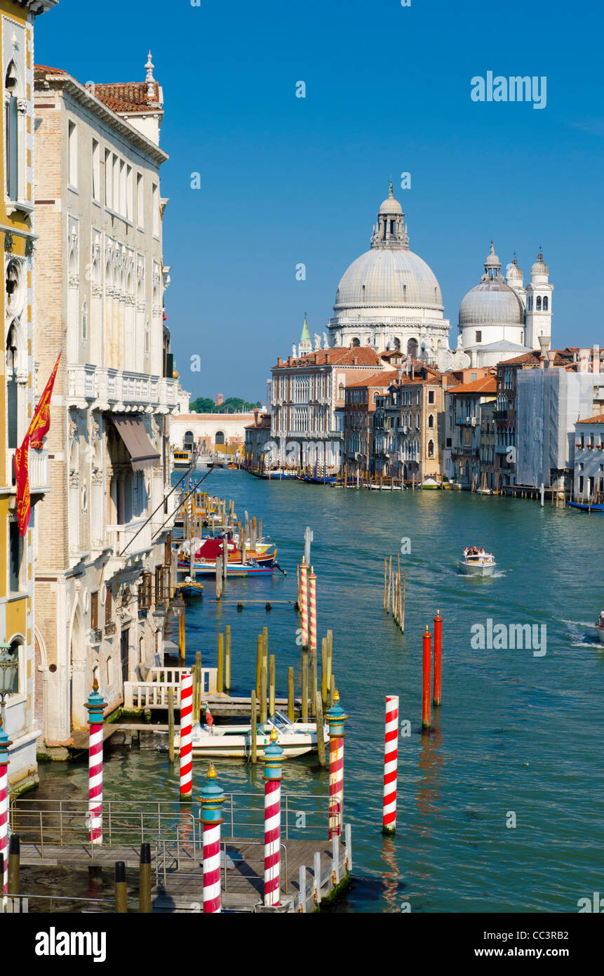 Italien, Veneto, Venedig, Canale Grande, Santa Maria della Salute von Accademia-Brücke Stockfoto
