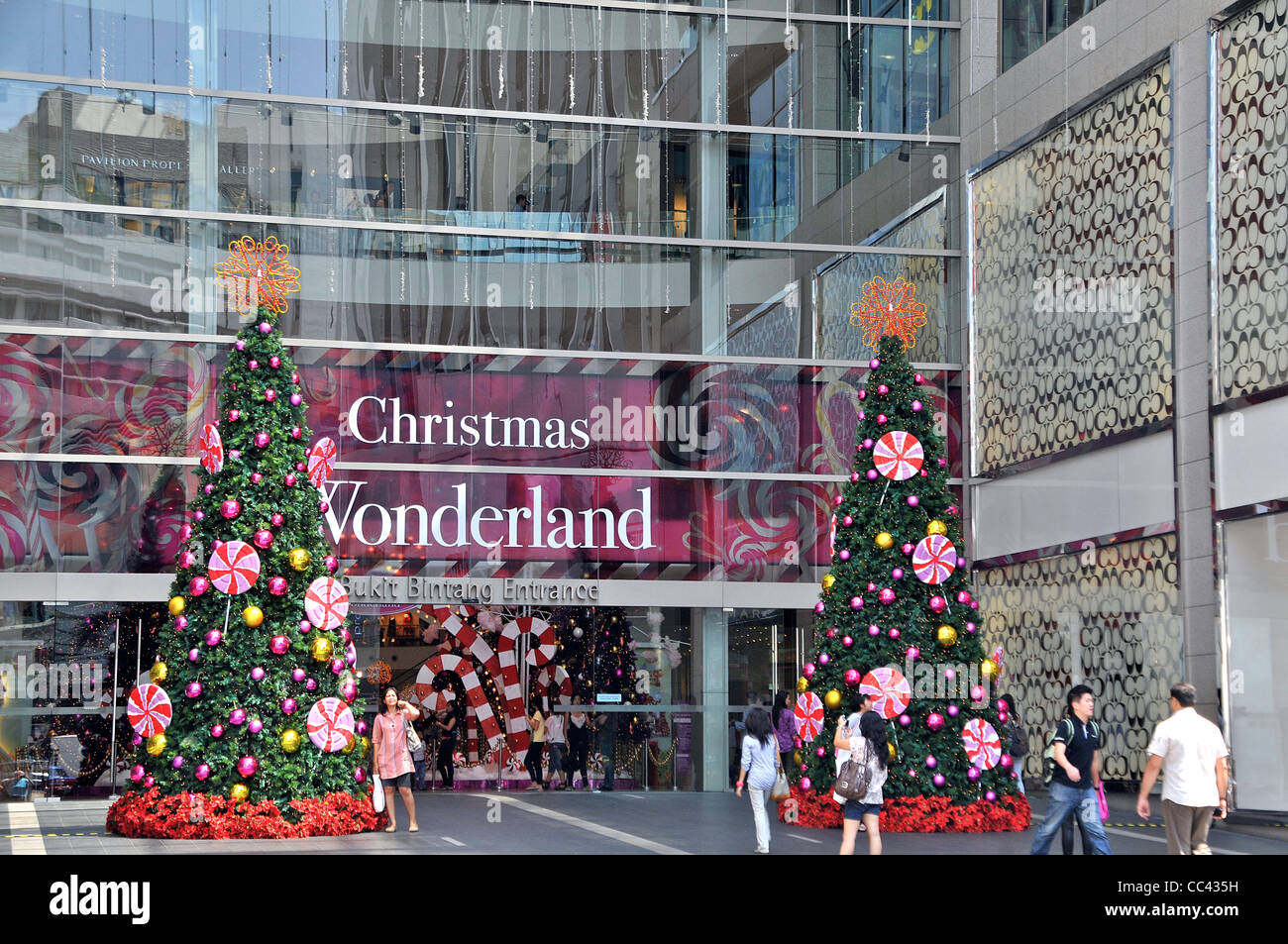 Einkaufszentrum Weihnachtsbäume Bukit Bintang Kuala Lumpur Malaysia Stockfoto