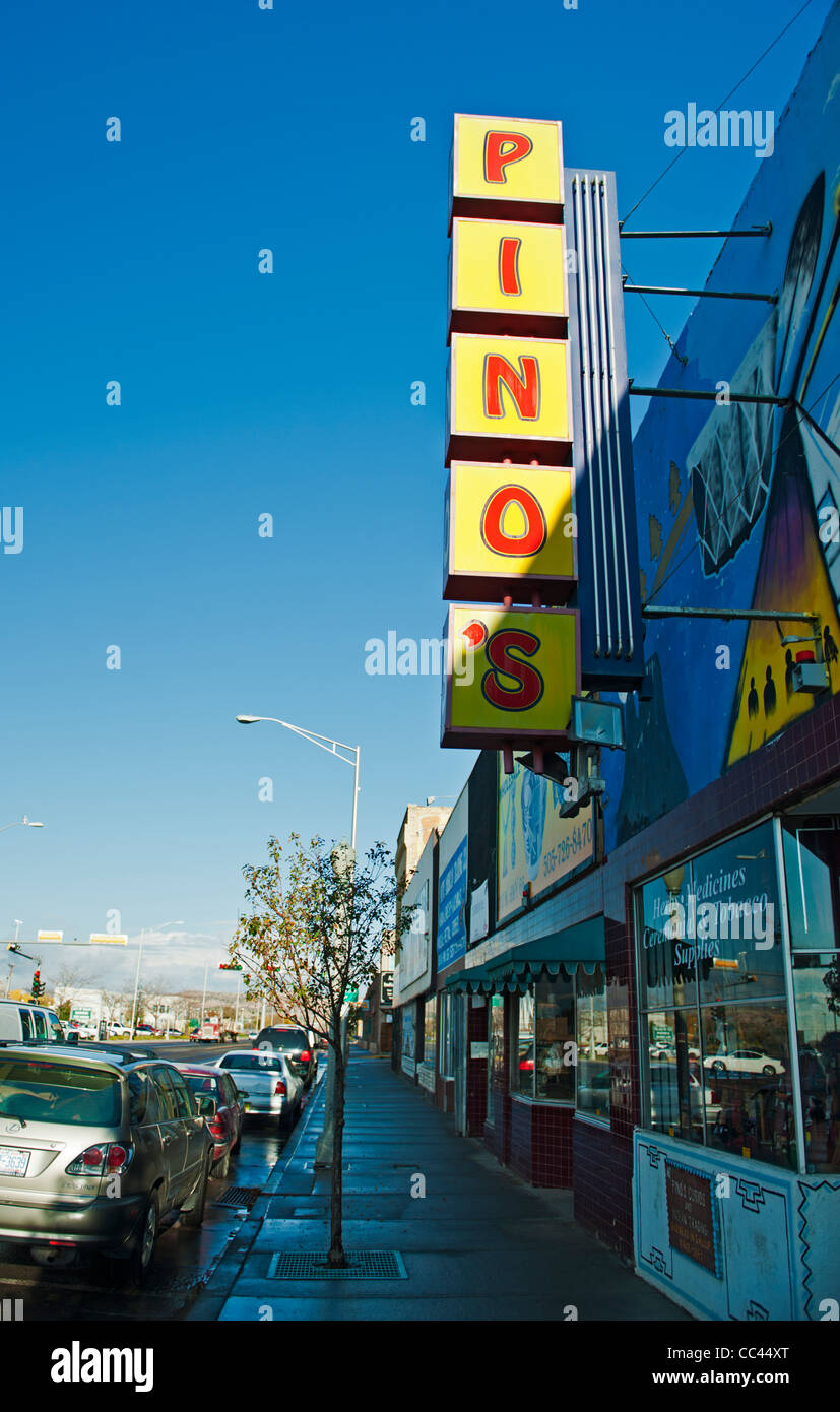 Entlang der Route 40 der alten Route 66 in Gallup, New Mexico Stockfoto