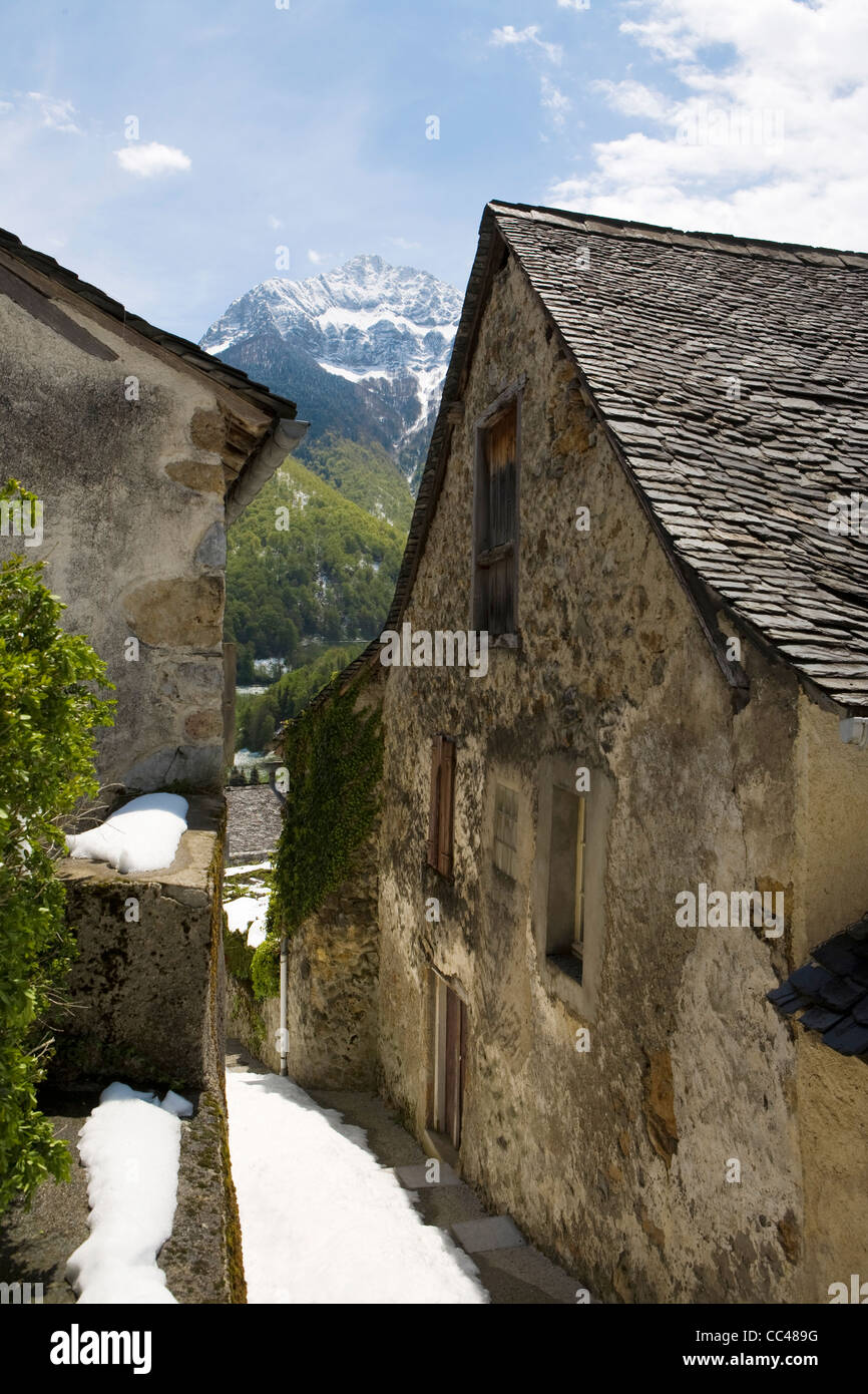 Das Dorf Aydius, Pyrénées-Atlantiques, Frankreich, Landhaus in Aydius (Pyrénées-Atlantiques) Stockfoto