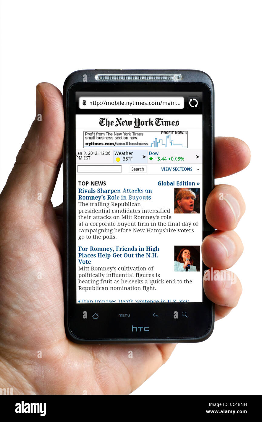 Die New York Times Zeitung Online-Ausgabe auf einem HTC-smartphone Stockfoto