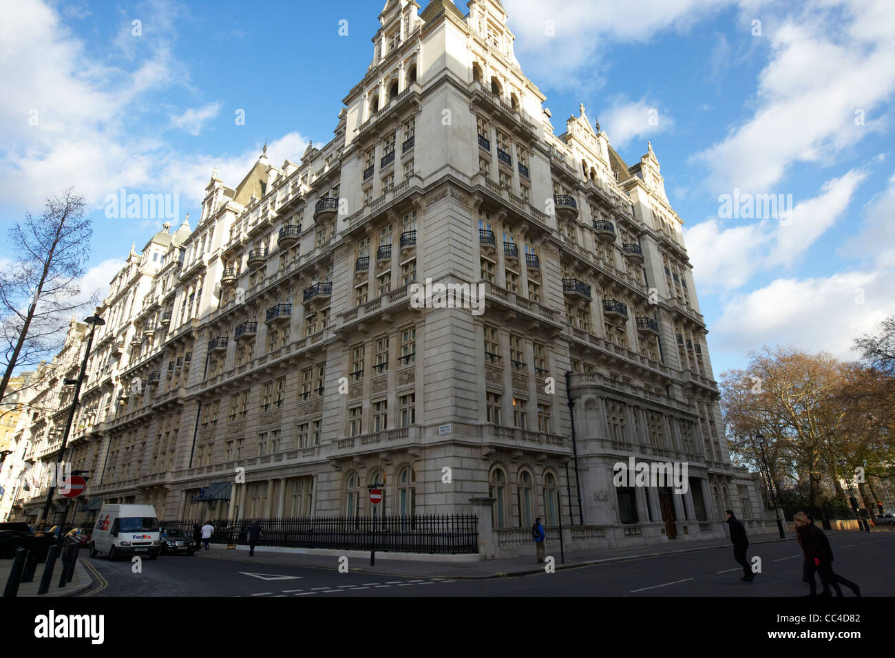 Whitehall Gerichtsgebäude Pferd bewacht Avenue London England UK-Vereinigtes Königreich Stockfoto