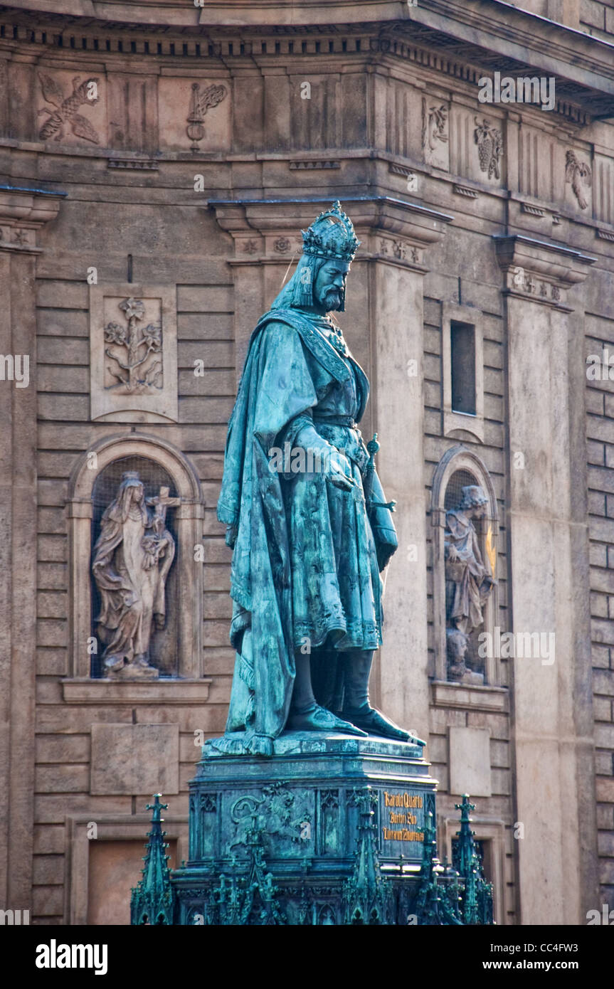 Statue von Charles V in Prag, die Hauptstadt der Tschechischen Republik. Stockfoto