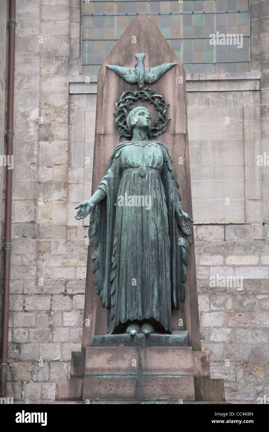 Arras cathedral Fotos und Bildmaterial in hoher Auflösung Alamy
