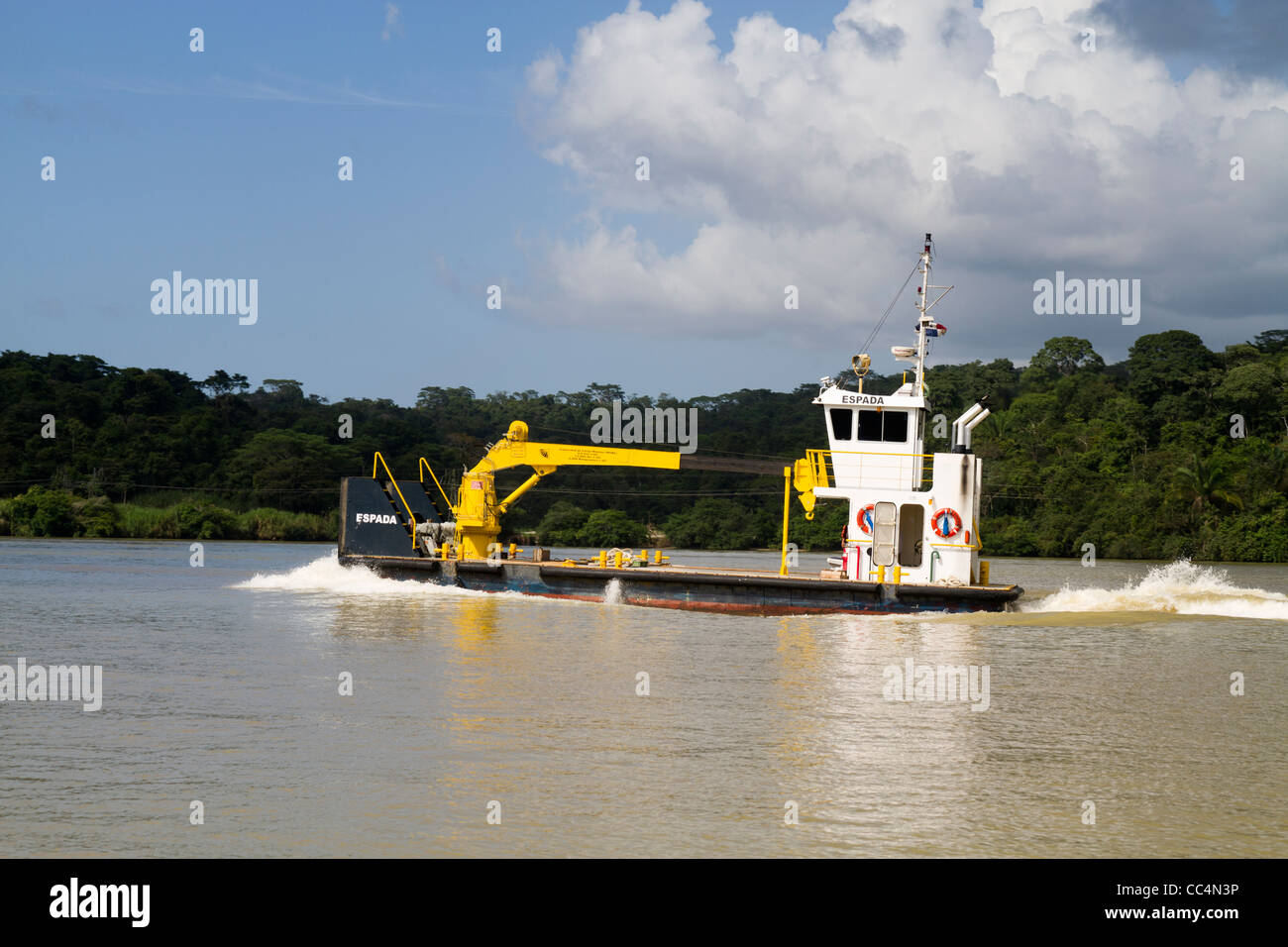 Espada, kleiner Kran Boot, Panamakanal, Republik Panama, Mittelamerika Stockfoto