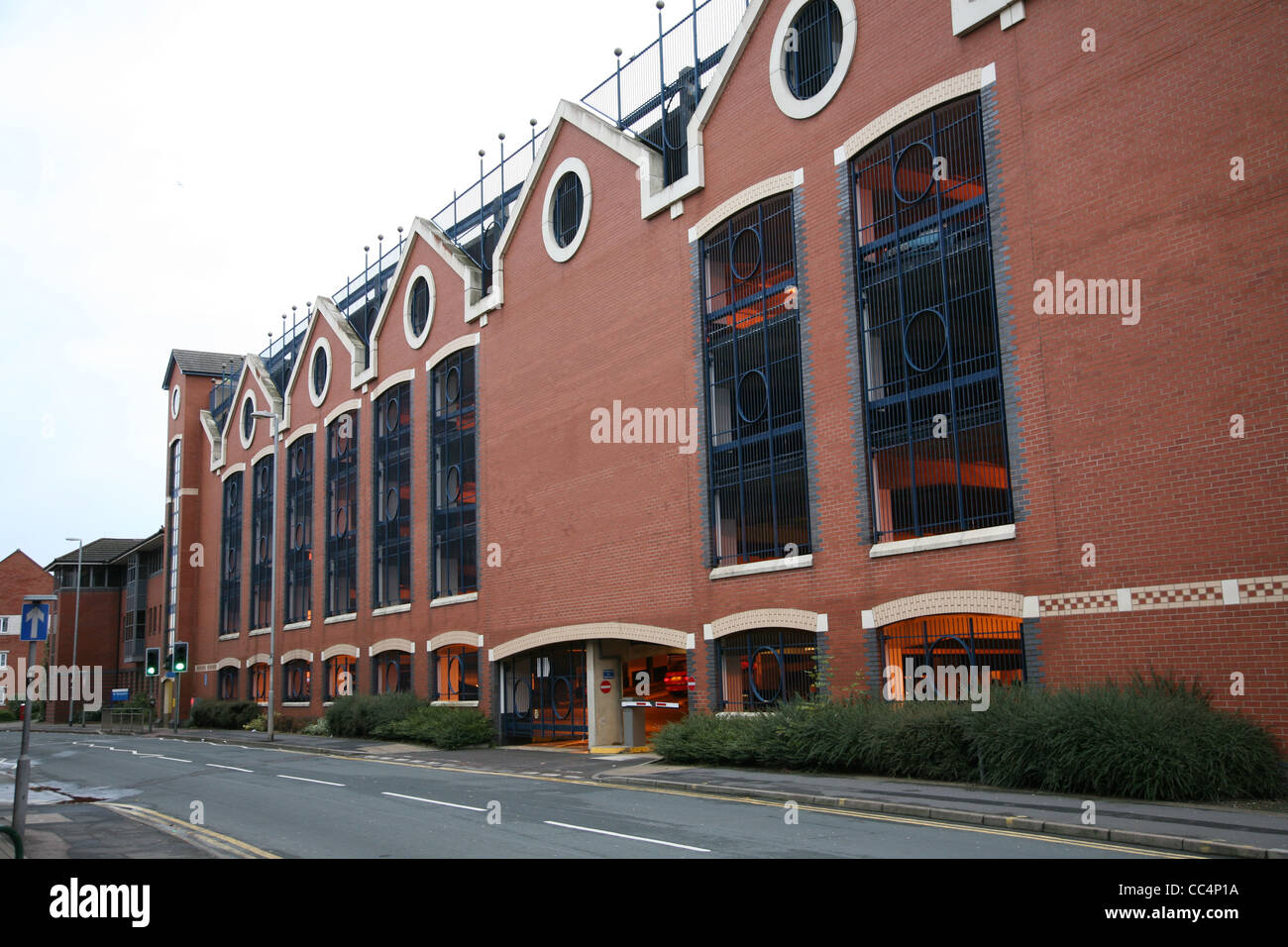 gemauerte Multi geschossiges Parkhaus Bienenstock Lane loughborough Stockfoto