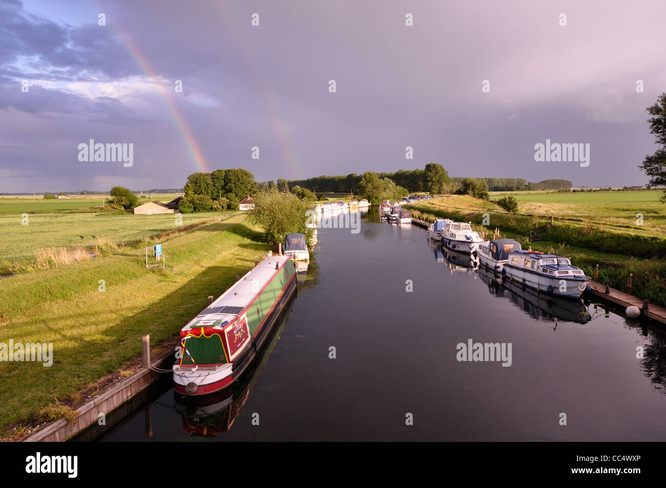 Kleinen Fluss Ouse bei Bradon Creek, Norfolk Cambridgeshire Grenze Stockfoto