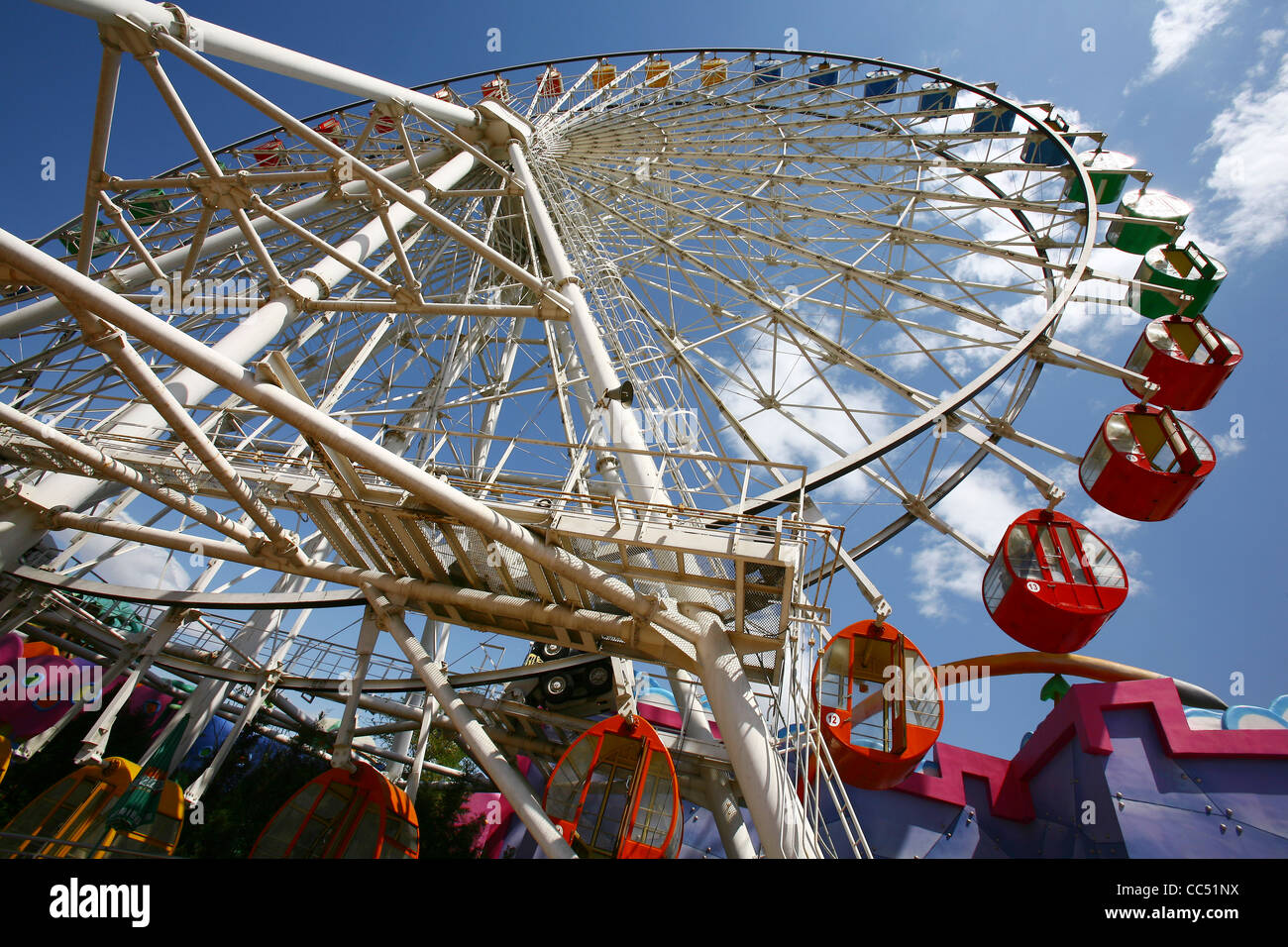 Riesenrad in Shijingshan Amusement Park, Peking, China Stockfoto