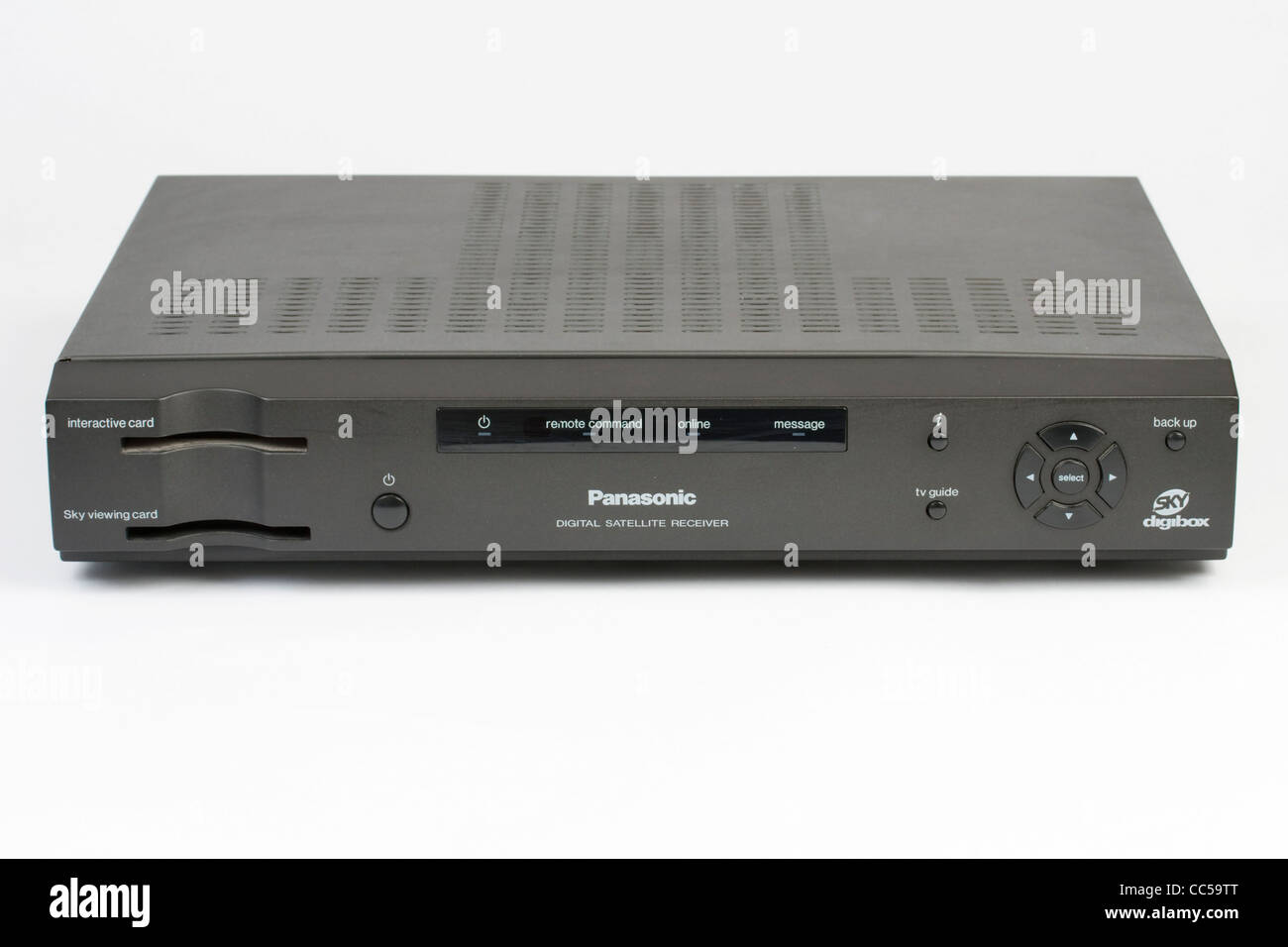 Eine Front von einer original Panasonic Sky Digibox Fernsehen Satellitenempfänger zeigt die Bedienelemente und die Anzeigen Karte Schlitze Stockfoto