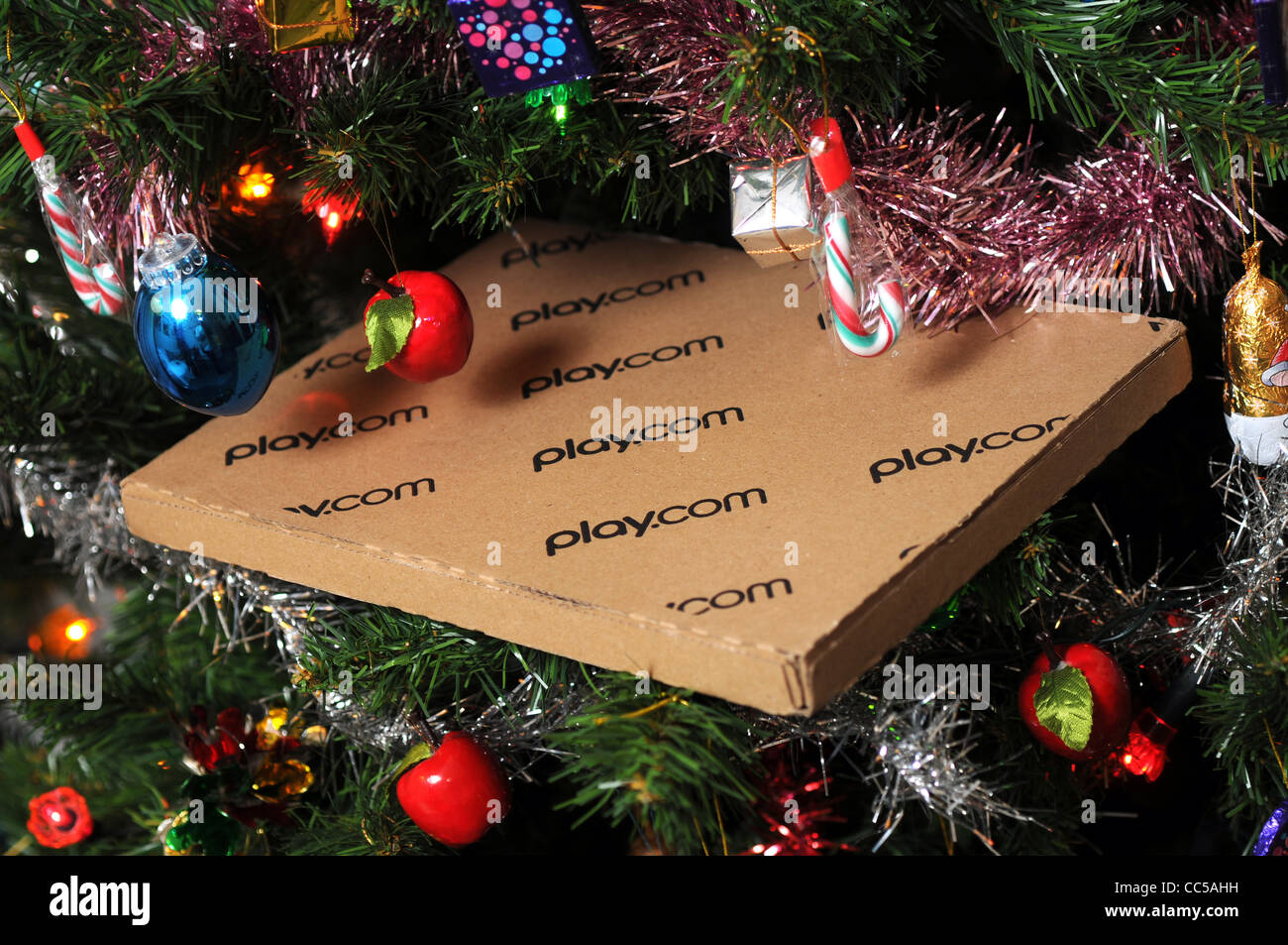 Online Einkaufen bei Play.com zu Weihnachten, UK Stockfoto