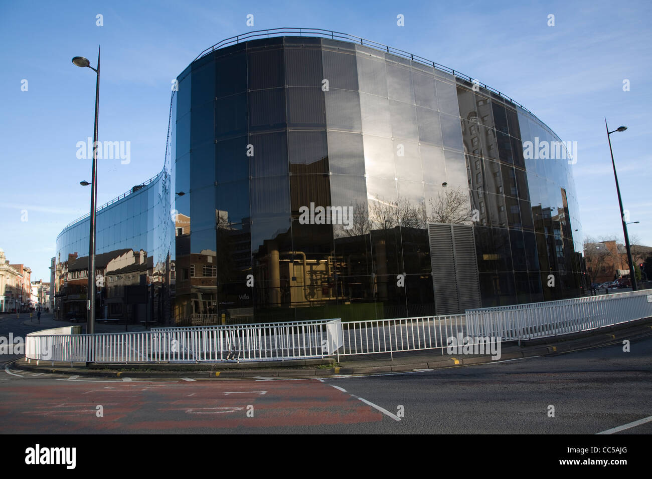 Schwarz spiegelnden Glas Willis Aufbau durch Norman Foster Ipswich, England Stockfoto