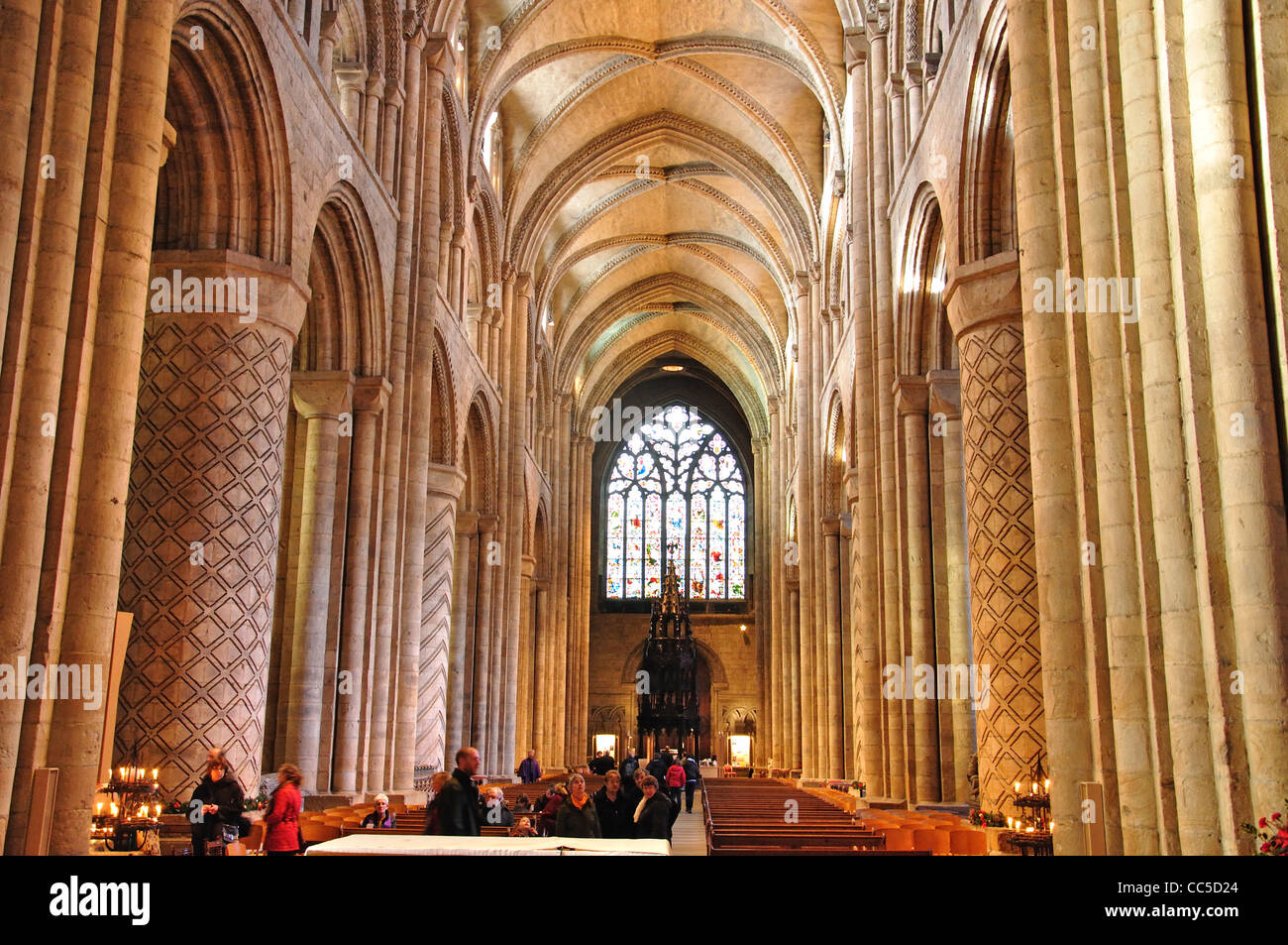 Das Hauptschiff der Kathedrale von Durham, Durham, County Durham, England, Vereinigtes Königreich Stockfoto