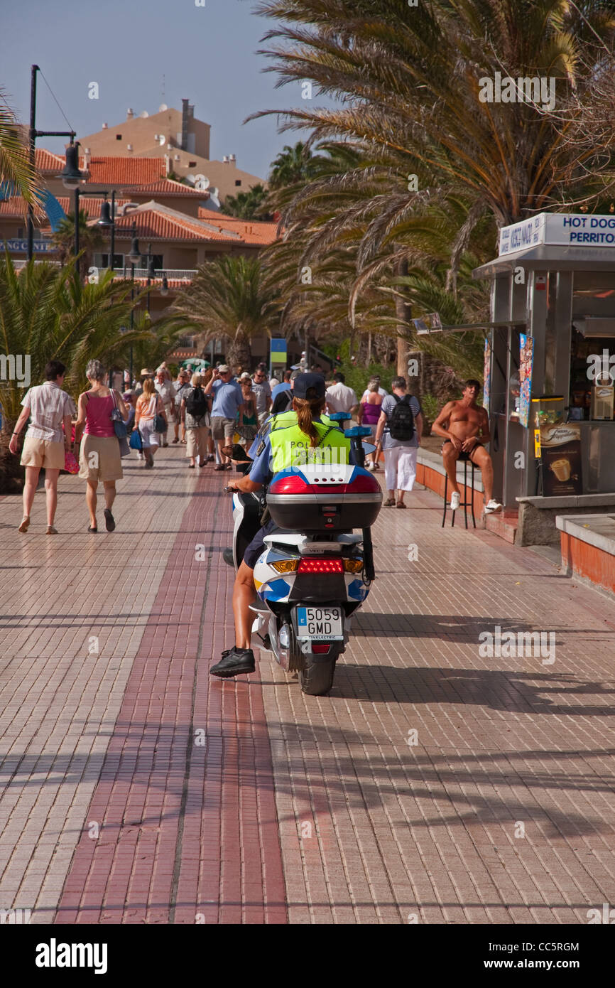 Vectrix Elektroroller im Einsatz von Policia Local auf Teneriffa Stockfoto