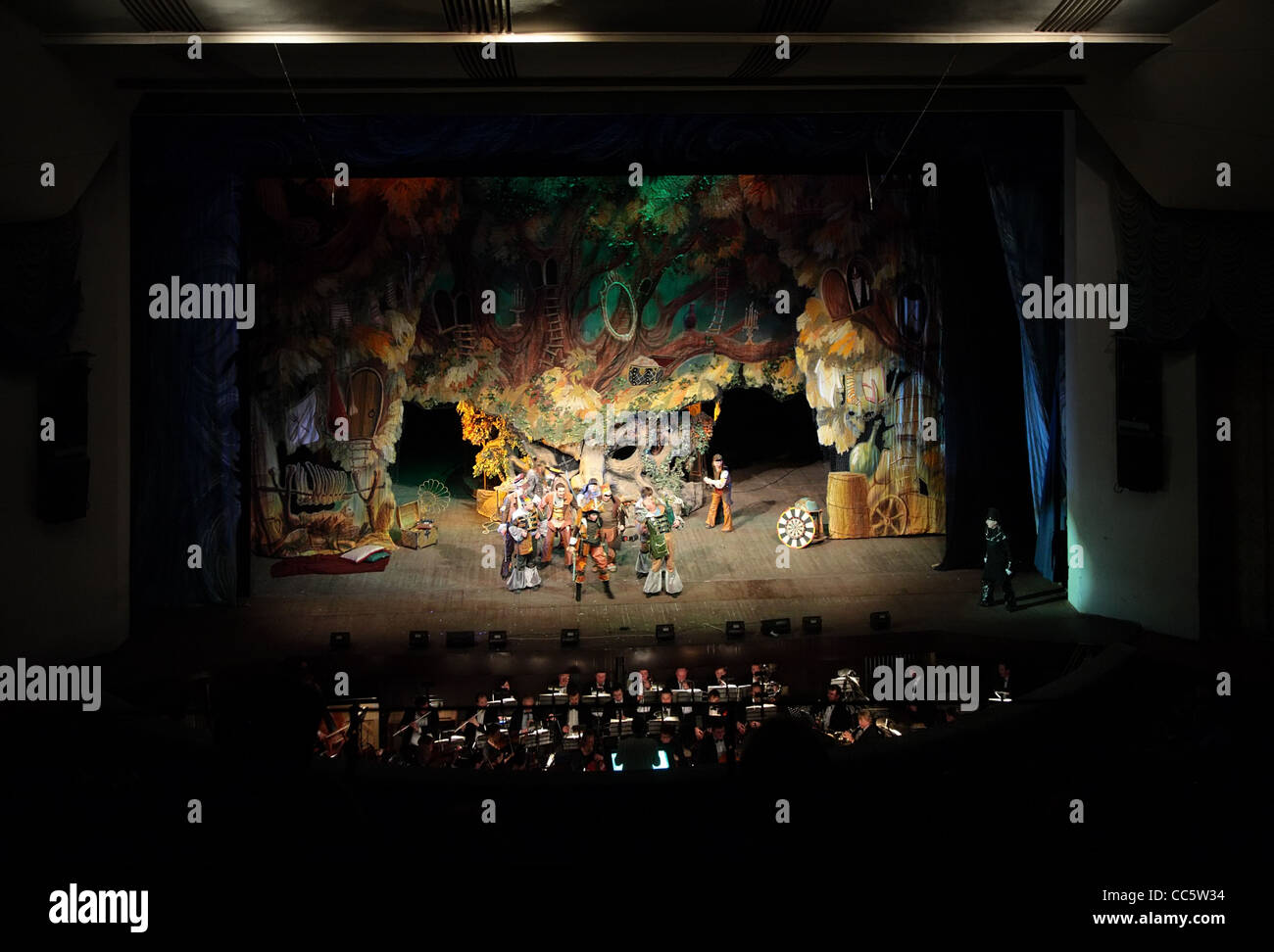 Theateraufführung "die Schneekönigin" im Moskauer staatlichen akademischen Kinder Musik gehörenden benannt nach N.I.Sats Stockfoto