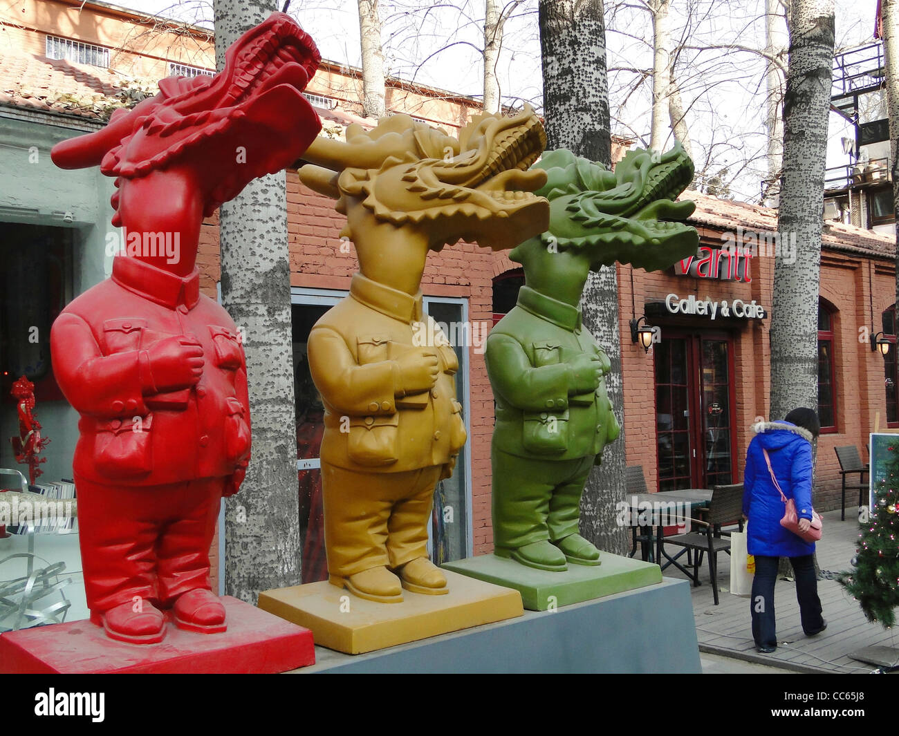 Zeitgenössische Kunstskulpturen ausgestellt in 798 Art Zone, Peking, China Stockfoto