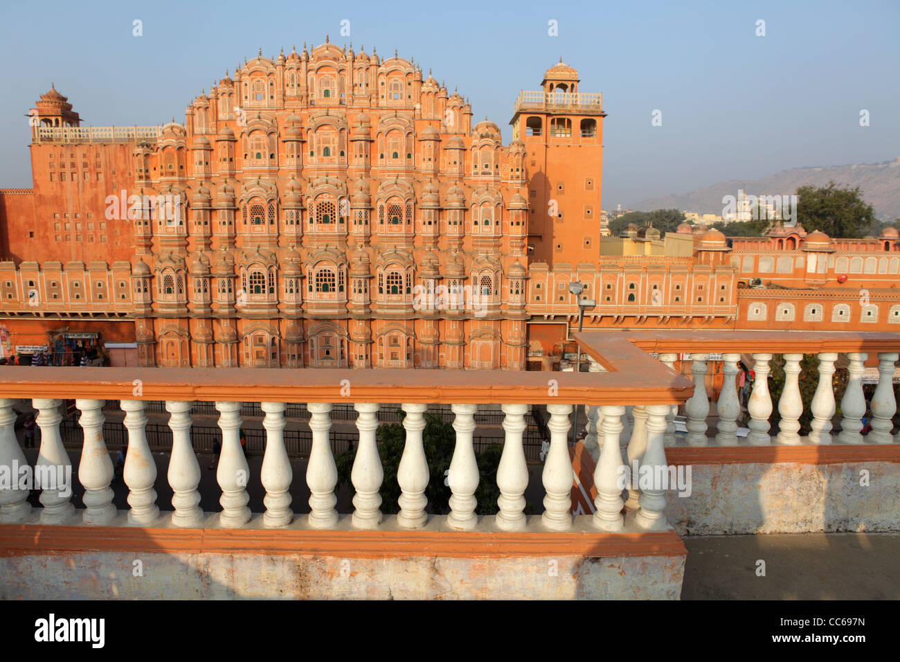 Hawa Mahal, auch bekannt als der Palast der Winde in Jaipur, Indien Stockfoto