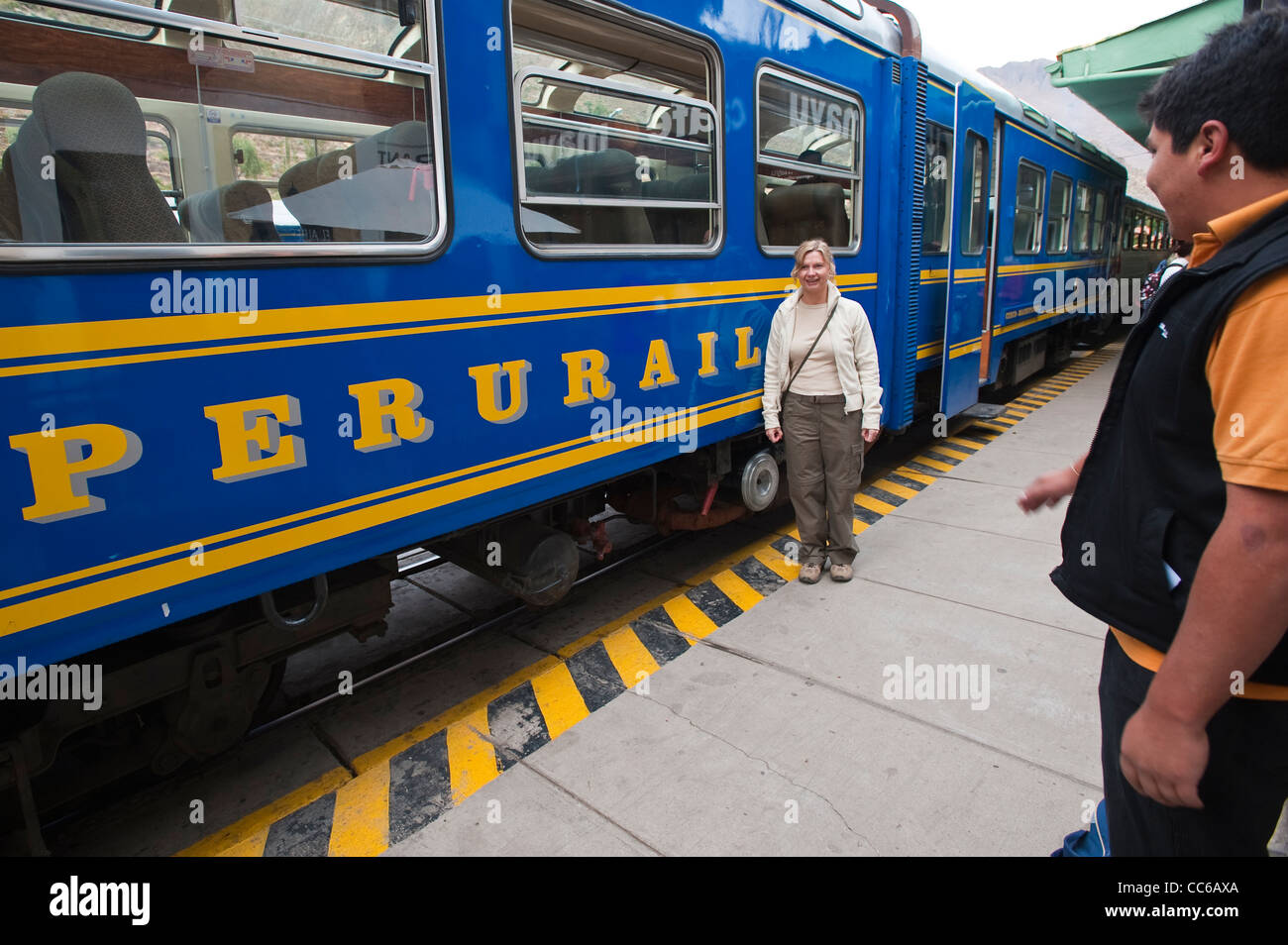 Perurail Zug PKW von Ollantaytambo nach Machu Picchu, Ollantaytambo, Peru. Stockfoto