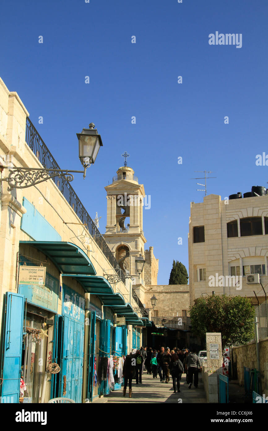 Bethlehem, der Glockenturm der Kirche der Geburt auf der Milchgrotte street Stockfoto