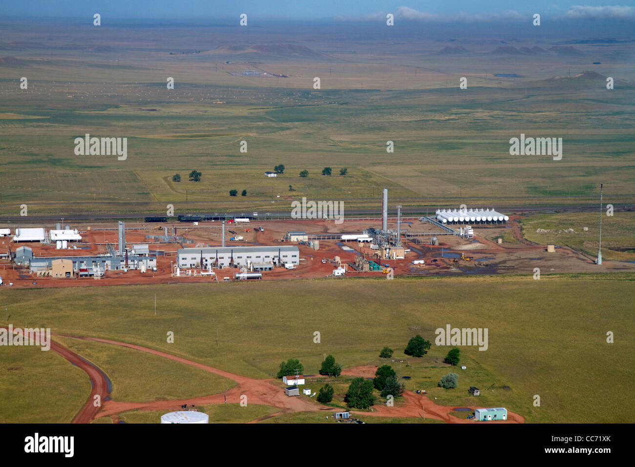 Luftaufnahme des Erdgas-Druckstation südlich von Gilette, Wyoming. Stockfoto