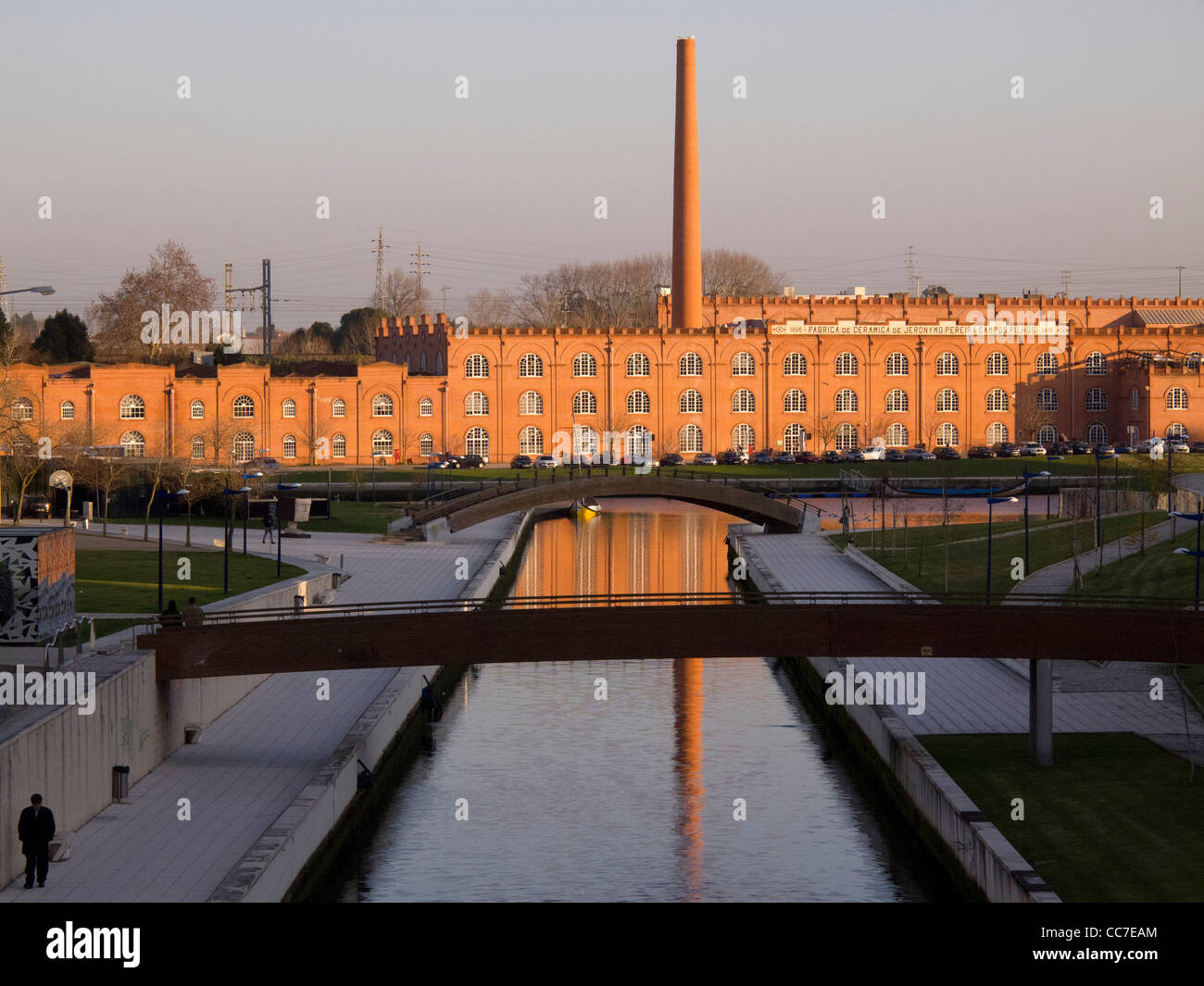 Fabrica Campos, ein 19. Jahrhundert alte Keramikfabrik in Aveiro, Portugal, wandte sich Kulturzentrum Stockfoto