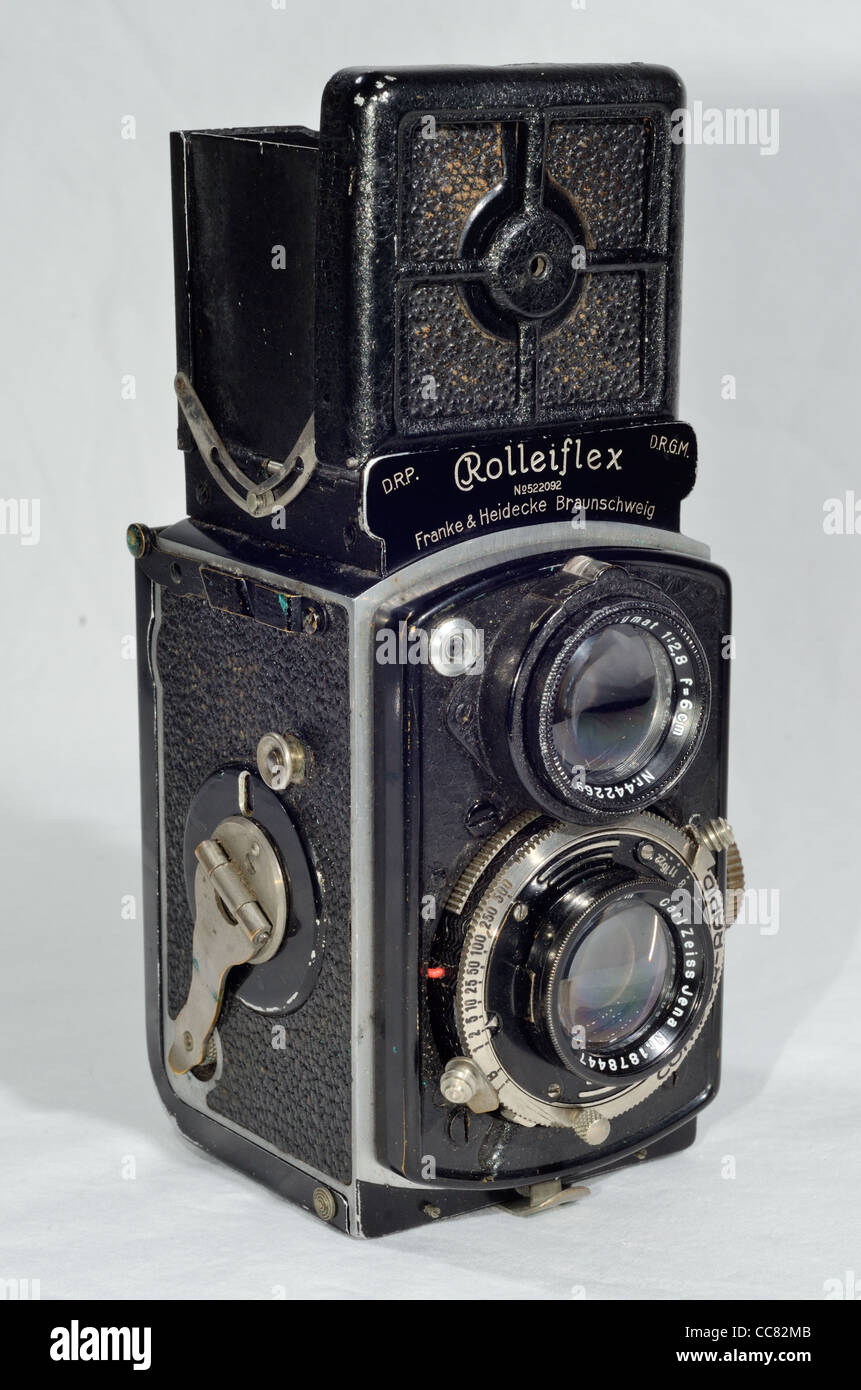 Mitte 1930 die Baby Rolleiflex 4 x 4 TLR Kamera nimmt die 127er film Stockfoto
