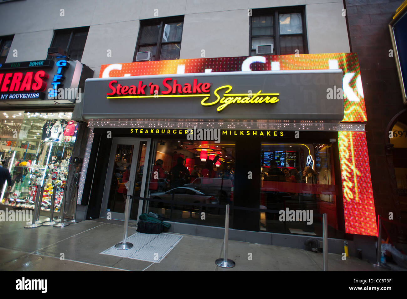 Steak n Shake Signature Restaurant in New York am Tag seiner Eröffnung Stockfoto