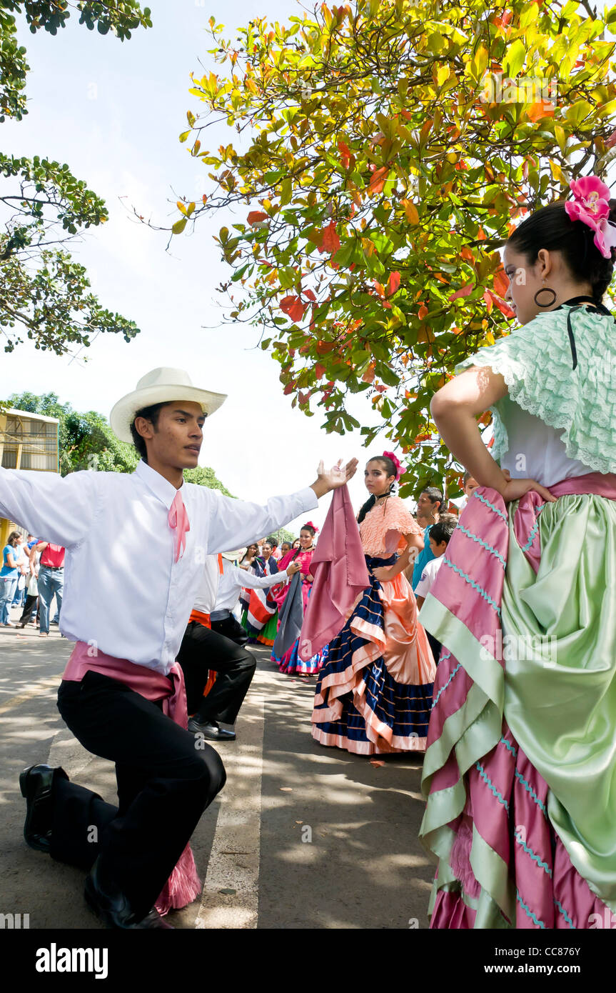 Traditionelle Tänze Costa Rica Central Valley während der Unabhängigkeitstag Stockfoto