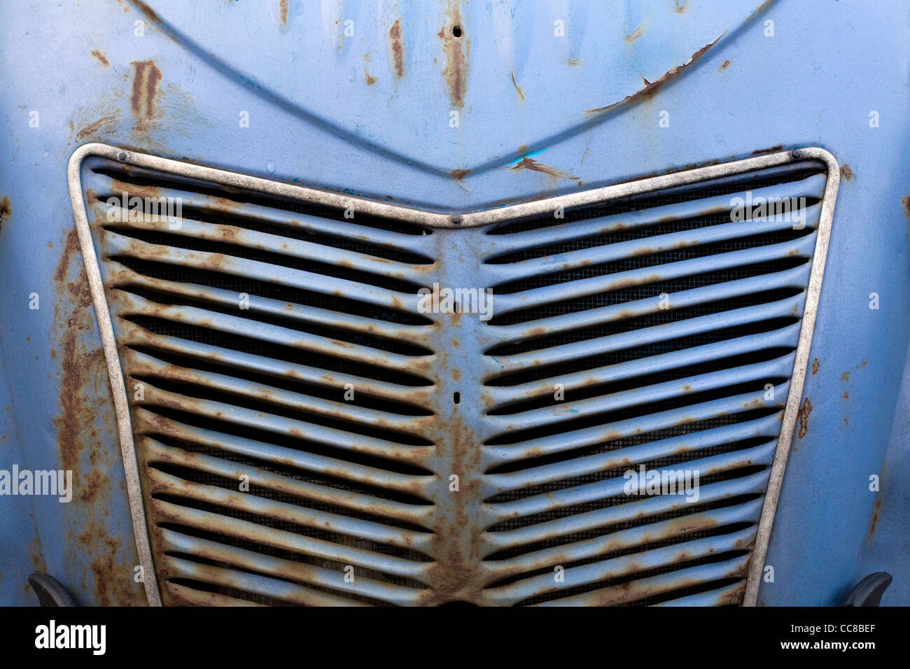 Rusty Auto Citroen 2cv Stockfoto