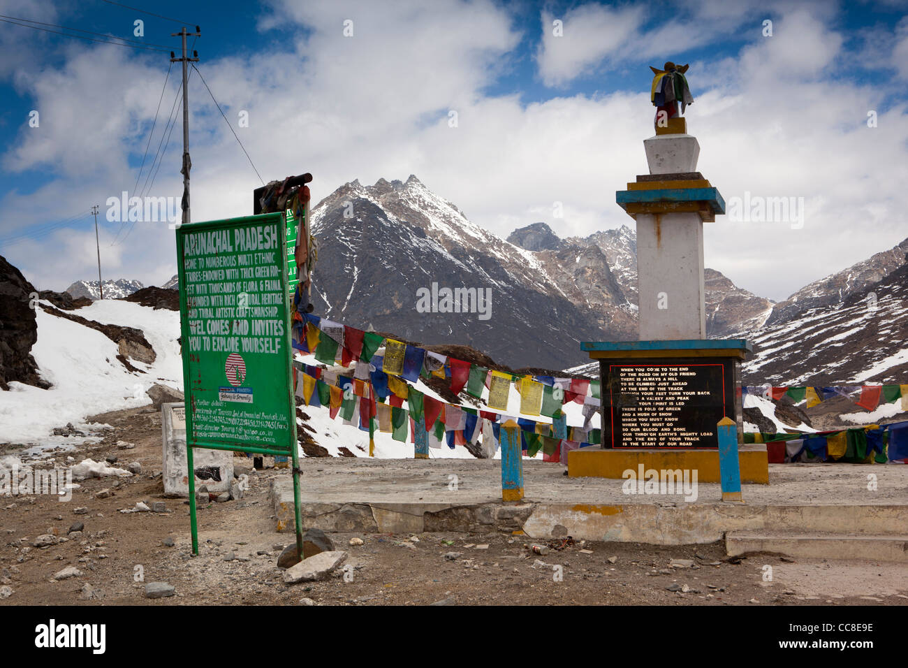 Indien, Arunachal Pradesh, Sela Pass, Grenze Straßen Task Force Memorial auf Weg zur Tawang Stockfoto