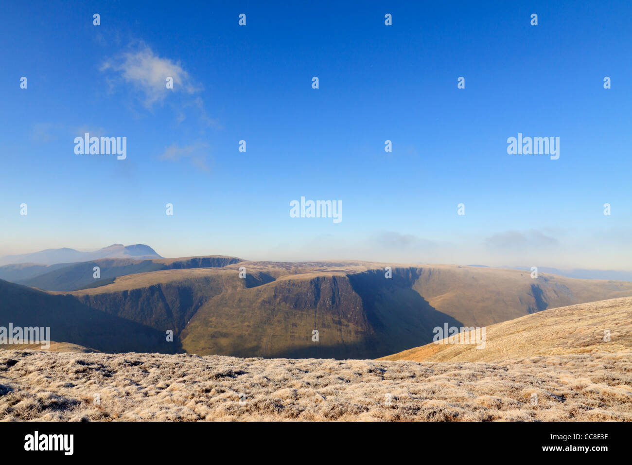 Eine Ansicht des Cadair Idris von Moel Cwm Yr Eglwys Stockfoto