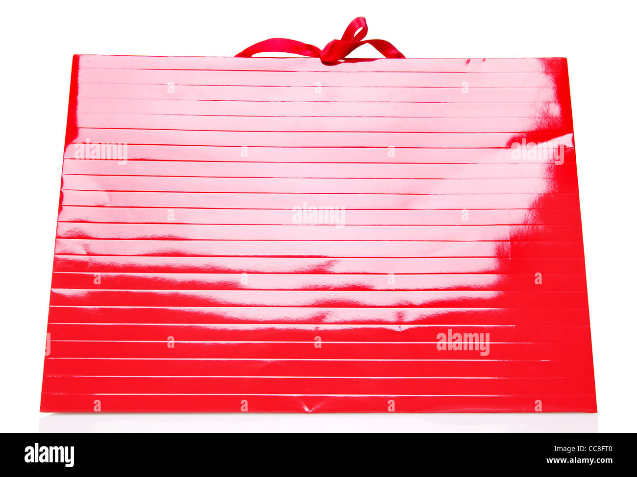 Rote Einkaufstasche isoliert auf weiss Stockfoto