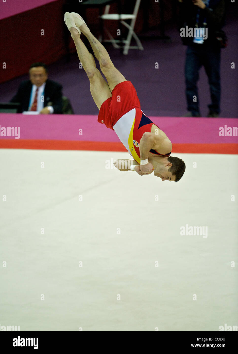 Isaac BOTELLA PEREZ (ESP), konkurriert in der Etage der London bereitet Visa International Gymnastics, Stockfoto
